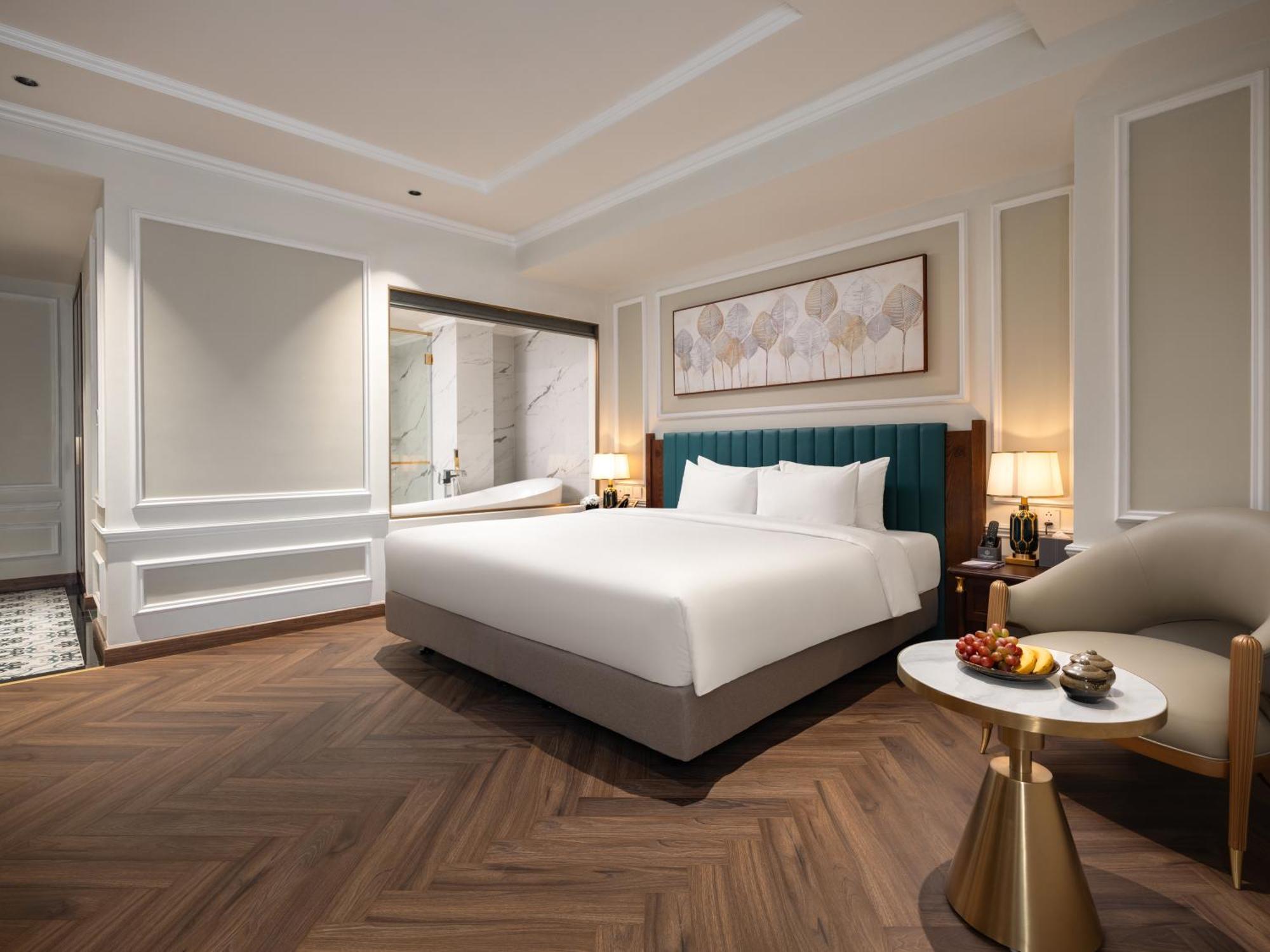 L'Signature Hotel & Spa Hanoi Exteriör bild